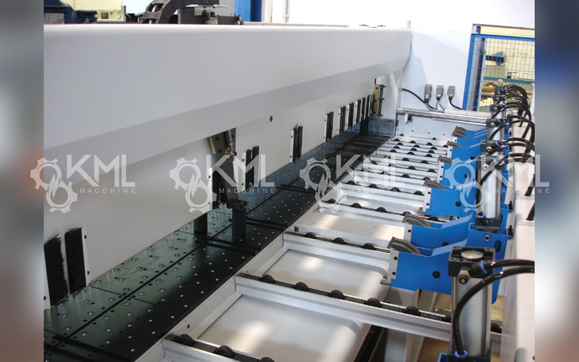 Seccionadora Carga Frontal KML Macchine